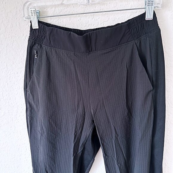 Athleta Trekkie Mid Rise Legacy Jogger 305514 in black Pants 2 - Picture 6 of 6